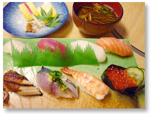 定食:にぎり盛合せ、おかず1品、汁物